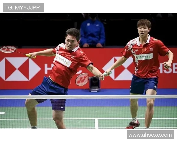 武汉羽毛球队与北京羽毛球队赛后复盘分析力量对比与战术探讨